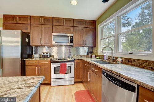 2009 Alleva Ct, Accokeek MD 20607-3254 exterior