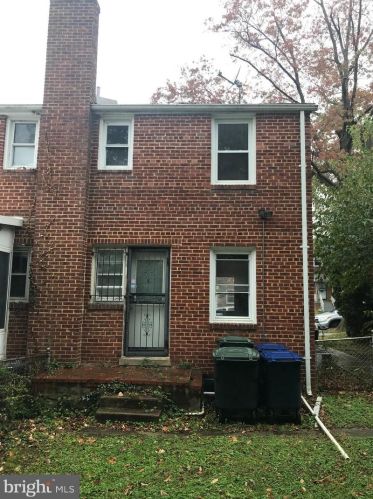 3434 24th St, Washington, DC 20020-1902