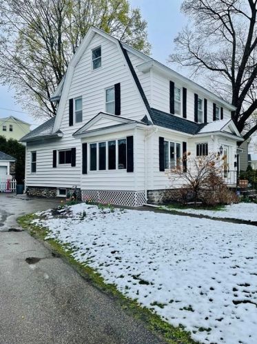 147 Coolidge Rd, Worcester, MA 01602-2749