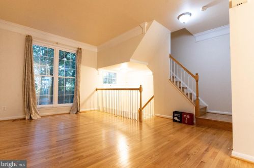 6007 Riddle Walk, Alexandria VA  22312-2773 exterior