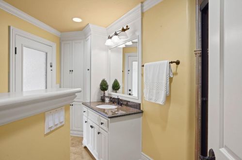 6069 Aldea Dr, Folsom CA 95762-7717 exterior