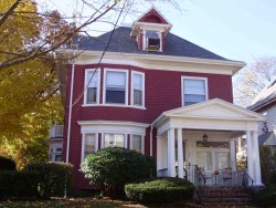 120 Dickerman Rd, Newton, MA 02461-1304