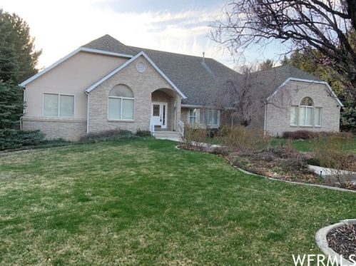 18 Birchtree Ln, Sandy, UT 84092-4844