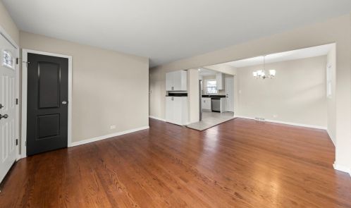 794 Lombard St, Elmhurst IL  60126-1762 exterior