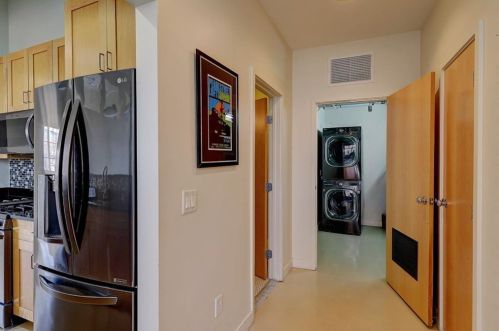 304 Pearl St, Providence RI 02907-2215 exterior