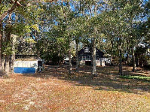 453 Squirrel Rd, Defuniak Springs FL 32433-7682 exterior