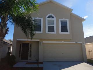 30500 Birdhouse Dr, Zephyrhills FL  33545-1302 exterior