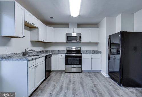 1811 Westwind Way, Mc Lean VA 22102-1611 exterior