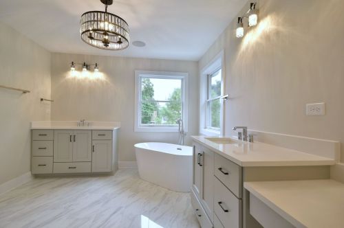 698 Berkley Ave, Elmhurst IL  60126-4244 exterior