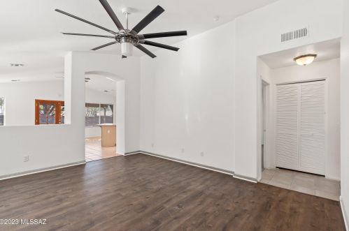 9062 Ironbark St, Tucson AZ  85747-5318 exterior