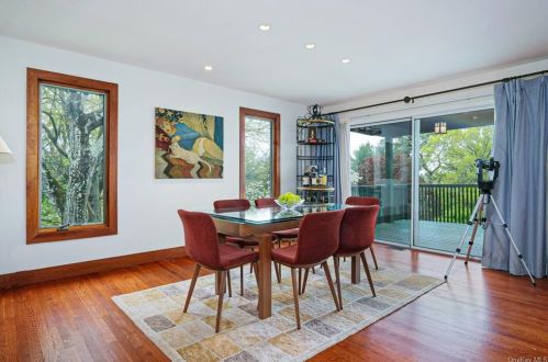 939 Long Hl Rd, Briarcliff NY 10510-2119 exterior