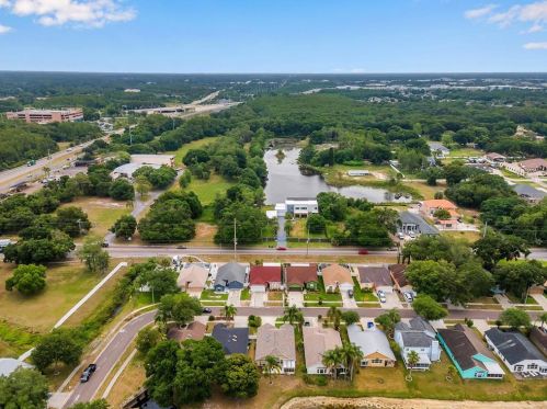 9616 Long Meadow Dr, Tampa FL  33615-1236 exterior