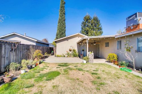 654 Birchwood Way, Turlock CA 95380-5952 exterior