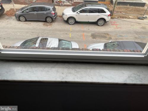 912 Catharine St, Philadelphia PA 19143-2624 exterior