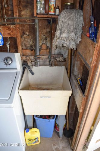 7543 18 Ave, Phoenix AZ 85021-7909 exterior