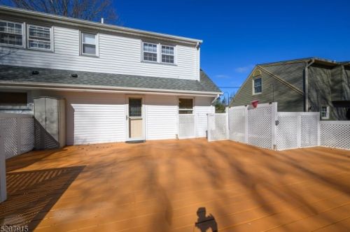 710 Ramapo Valley Rd, Oakland NJ  07436-2303 exterior