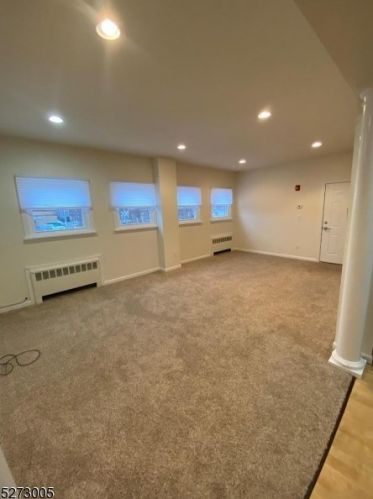 207 Diamond Bridge Ave, Paterson NJ  07506-1964 exterior