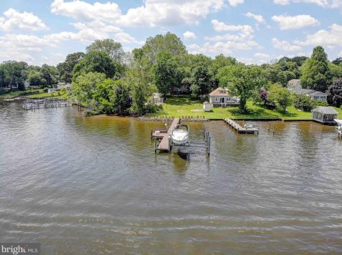 1064 Bell Ave, Glen Burnie MD 21060-6767 exterior