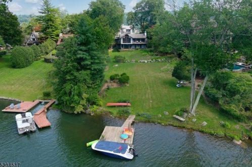 16 Is Trl, Sparta NJ 07871 exterior