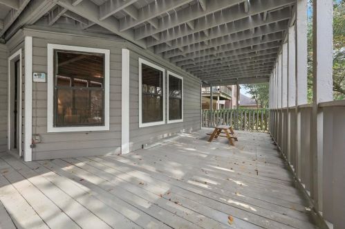 160 April Cv, Montgomery TX 77356-8818 exterior