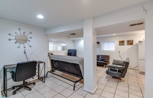 5117 Barry Ave, Chicago IL 60634-4966 exterior