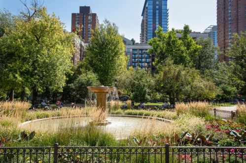 55 Delaware Pl, Chicago IL  60610-3360 exterior