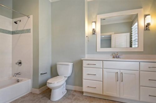 3896 Flowerland Dr, Atlanta GA exterior