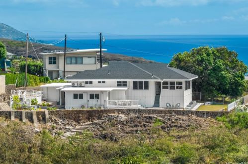 1634 Paula Dr, Honolulu HI  96816-4316 exterior