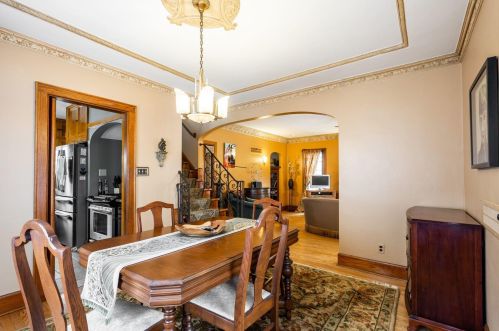 3283 48, Milwaukee WI 53220-2707 exterior