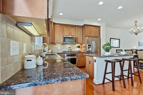 715 Alfred St, Alexandria VA 22314-1825 exterior