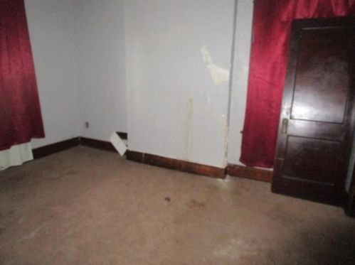 3104 Ashlyn St, Pittsburgh PA 15204-1706 exterior