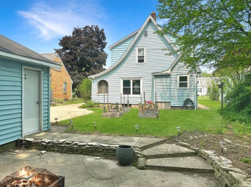 878 Aberdeen St, Grand Rapids MI 49505-3814 exterior