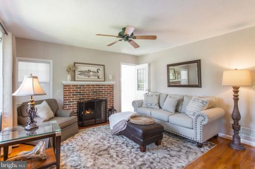 3931 Concord Rd, Chester, PA 19014-3609