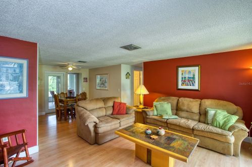 5153 Bay Blvd, Port Richey FL  34668-6204 exterior