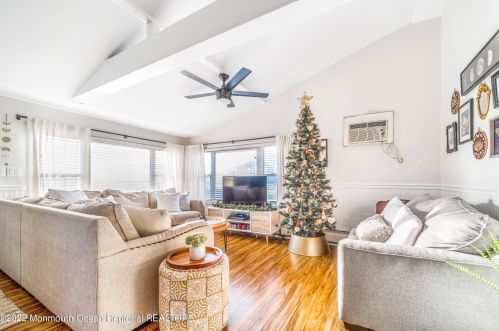 1412 Tamiami Rd, Lacey NJ 08731-5038 exterior