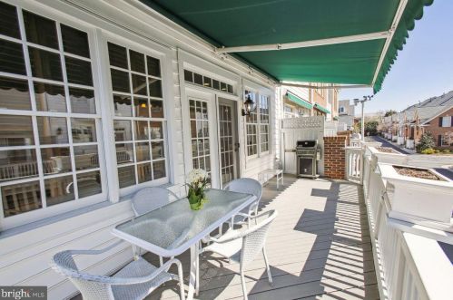 321 Fayette St, Alexandria VA 22314-2434 exterior