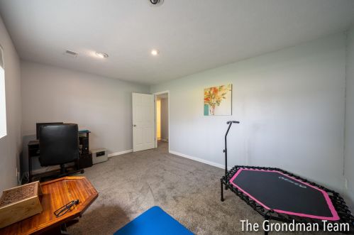 3032 Root Ct, Cedar Springs MI 49319-8153 exterior