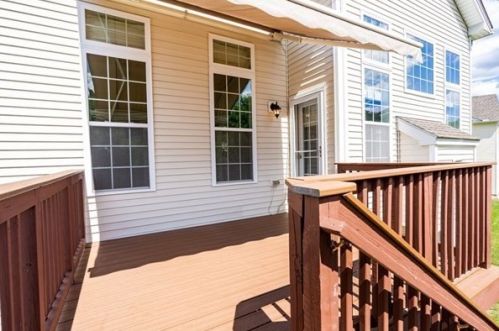 20 Hopkins Cir, Methuen MA  01844-2273 exterior