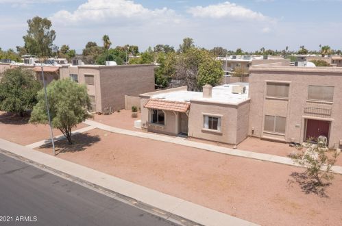 8216 32nd Ave, Phoenix AZ  85051-6022 exterior