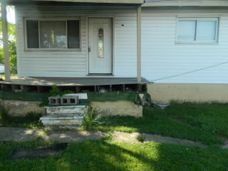 8030 Norris Ln, Baltimore MD  21222-1617 exterior