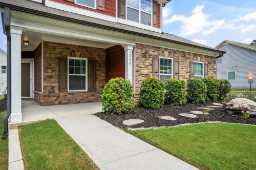 1568 Johnson Rd, Atlanta GA  30306-0033 exterior