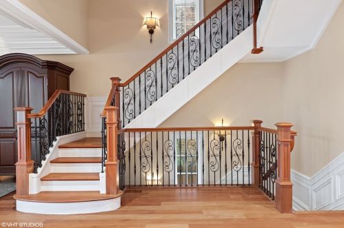 716 Schubert Ave, Chicago IL 60614-1247 exterior