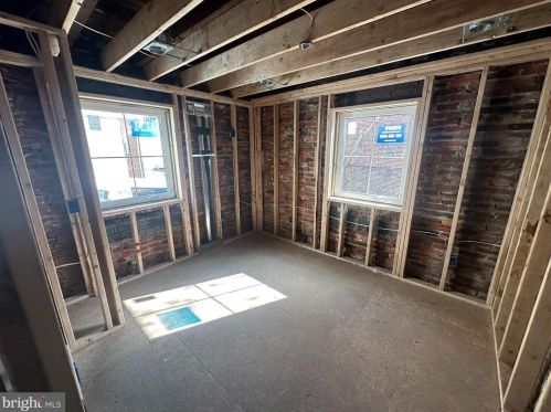 1633 9th St, Philadelphia PA  19122-0028 exterior