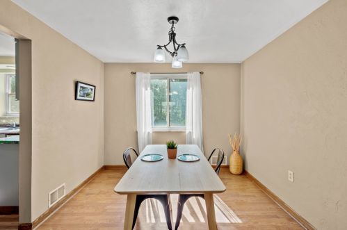 1492 Prospect Rd, Pittsburgh PA 15227-3733 exterior