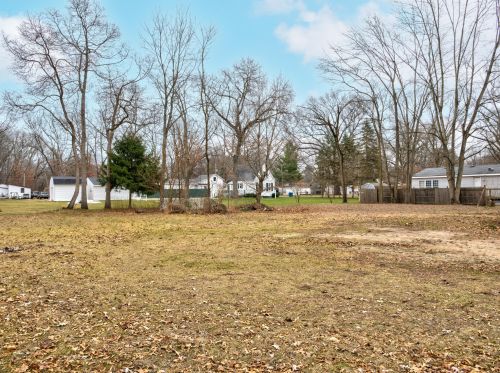 306 Sherman St, Allegan MI  49010-1066 exterior