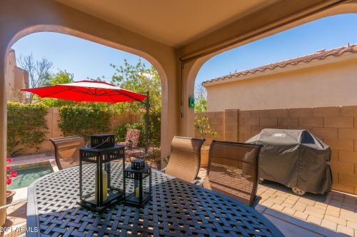 253 Jade Dr, Chandler AZ 85286-1646 exterior