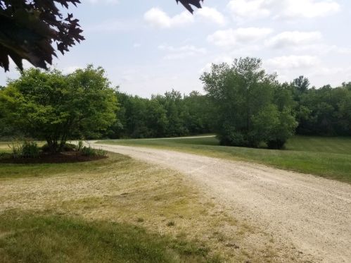 7817 Vly Hl Rd, Bull Valley IL 60098-7885 exterior