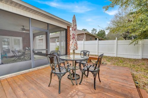 43 Magnolia Lake Dr, Defuniak Springs FL 32433-5252 exterior