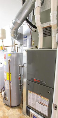 1550 Ross Ave, Saint Louis MO 63146-3817 exterior