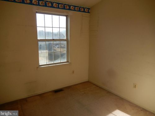 12302 Herrington Manor Dr, Silver Spring MD 20904-1673 exterior